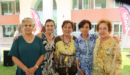  Lupita Treviño, Ara Avilés, Licha Hinojosa, Leticia Martínez y Bertha Alicia del Pozo.