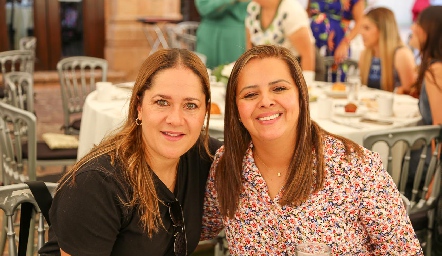   Ruth Pierdan y Caro Rodríguez.