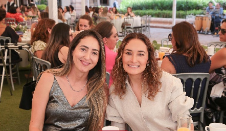 Rafaela Asousa y Cristina Mendoza.