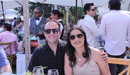  Javier Algara y Martha Morales.