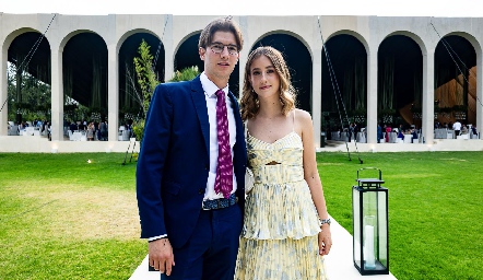  Javier Hernández y Camila Ocejo.