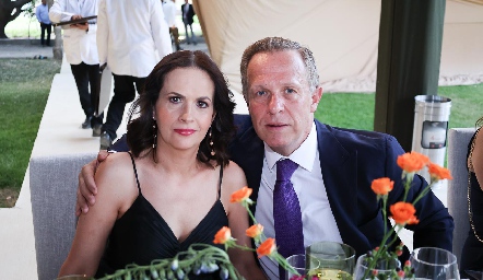  Martha de la Torre y César Flores.