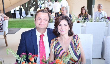  Oscar Cabrera y Lucía Escobedo.