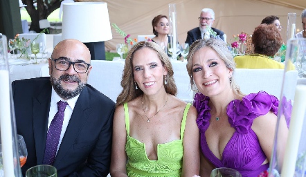  Alejandro, Irene y María José.