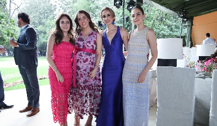  Paulina Aldrett, Mónica Torres, Ángeles Mahbub y Bárbara Mahbub.
