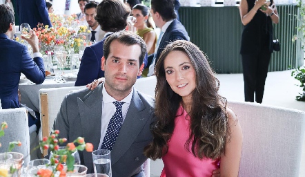  Pablo Zendejas y Nayelli Maya.