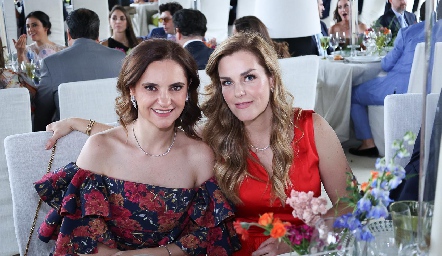 Rosamary Rosillo y Marisol Valladares.