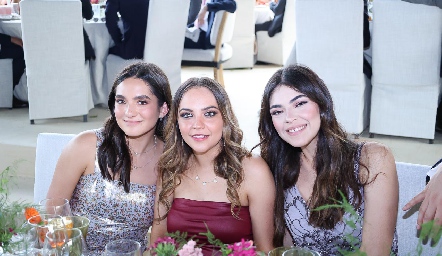  Luisa Ramírez, Paula Gómez y Úrsula Werge.