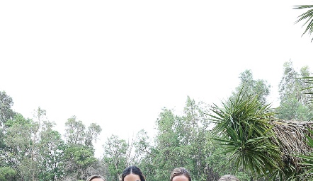  Charo Valladares, Ximena Navarrete, Rocío Muriel y Begoña Muriel.