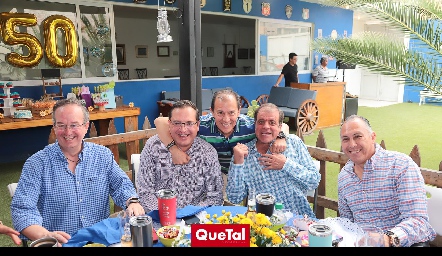  Alejandro Michel, Agustín Ramírez, Ignacio Salinas, Enrique Michel y Gerardo Flores.