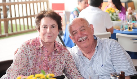  Marcela Retes y Jesús de la Maza.