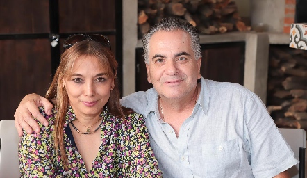  Laura Llanas y Andrés Martínez.