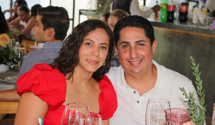  Fernanda Torrescano y Alejandro Pizarro.