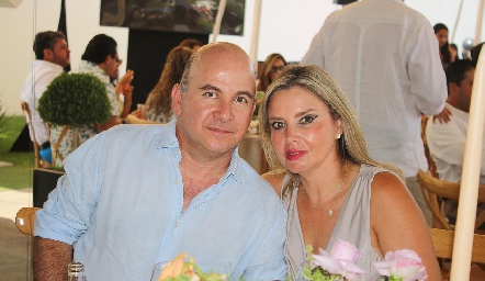 Carlos Heinze y Karla Saucedo.