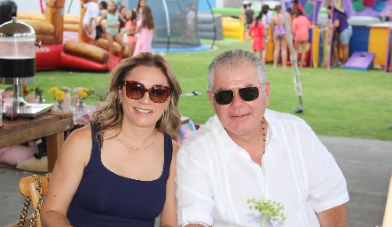  Natalia Sainz y Leo Gordoa .