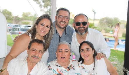 Los Zarur.
