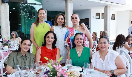  Elizabeth López, Sofía Valle, Lili Acuña, Carolina Contreras, Verónica Mercado, Liliana Lara y Rosy Reyes.