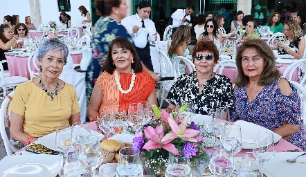  Tere Salas, Rosario Fuentes, María Eugenia y Magdalena Jasso.