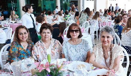  Yadira Rivera, Claudia Robles, Estela Tobías y Lupita Lobo.