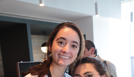  Lucy Rodríguez y Melissa Naya.