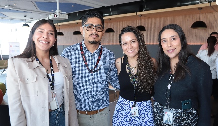  Ivonne Gutiérrez, Ángel Cisneros, Lorena Cordero y Raquel Pérez.