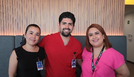  Juliana Escobedo, Humberto Villalobos y Gabriela Rodríguez.