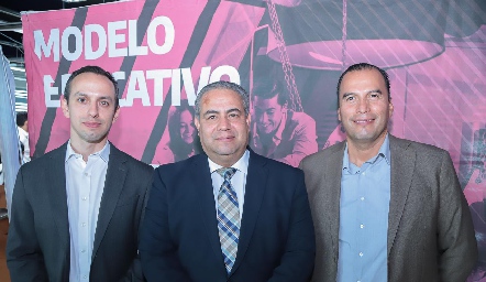  Alejandro Campos, Marco Vargas  y Oscar Sotello.