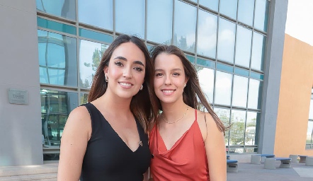  Tatina Puente y María José Enríquez.