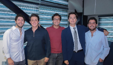  Dago Castillo, Rodrigo Ferretiz, Rafa Villanueva, Juan Pablo Arriaga y Max Gómez.