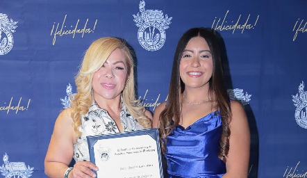  Daniela Mitre y Joanna Lucio.