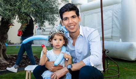  Rafael Tobías con su hija Carola.