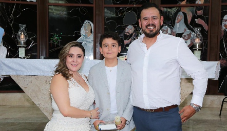  Ennith Santoyo, Patricio Hernández y Daniel Hernández.