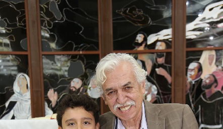  Patricio Hernández y Gerardo Santoyo.