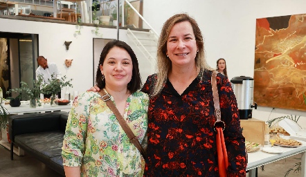  Ceci Islas y Daniela Navarro.