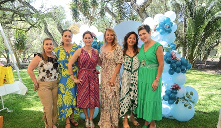  Celebración para las mamás del Fraccionamiento Campestre.