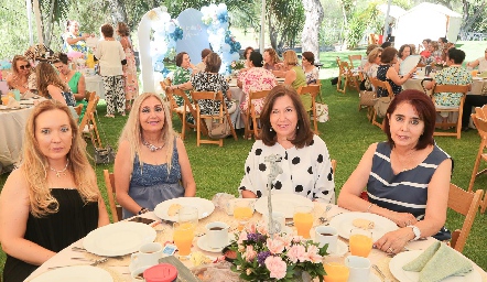  Nelly Ramírez, Estela Mosqueda, Mónica Concha y Karime Mustre.