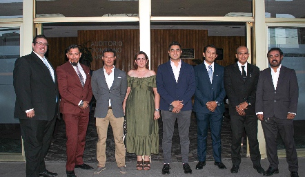  Santiago Carrizales, Pedro Vladimir Ibáñez García, Edgar Raul Azua Alemán, Lizeth Alejandra Díaz De León, Víctor Hugo Salgado Delgadillo, Saúl Rodríguez Corona, Miguel Gutiérrez Ortiz y Edgar Durón Puente.