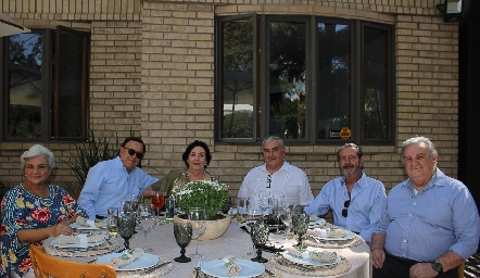  María Cristina Mejía, Javier Quero, Ana Luisa Mejía, Alejandro Mejía, Ángel Rivero y Guillermo Mejía.