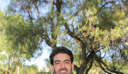 Roberto Abud con su ahijado Sebastián.
