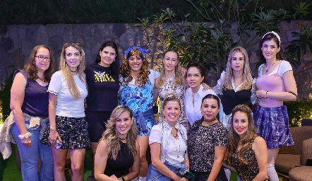  Graciela Muñoz, Martha Gaviño, Liz Alcalde, Rocío Acevedo, Maru Muñiz, Angélica, Paty González, Laura Martínez, Verónica Barbeito, Sofía Rueda, Sofía Grijalva y Ale Ortega.