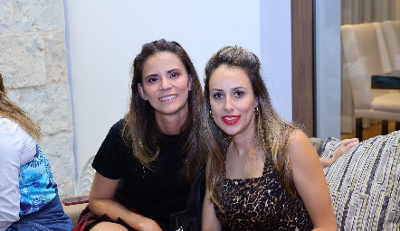  Fernanda Zárate y Ale Ortega.