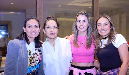  Cristi Noyola, Angélica, Marichuy Contreras y Cristina Mendoza.