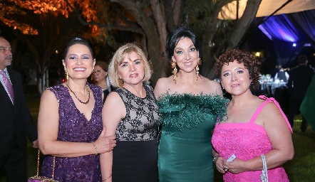  Rocío Ávila, Luz Elena Candelaria, Gloria Roldan y Maru Vázquez.