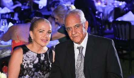  Damaris y Florentino Cisneros.