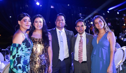  Pili Villanueva, Fernanda Castro, Gabriel Saucedo, Francisco Zárate y Pau Dibildox.