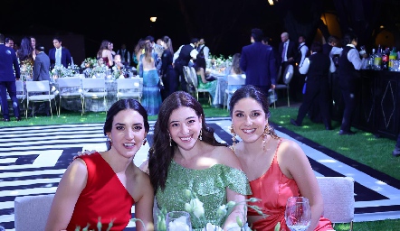  Paulina Torres, Ana Gaby Dauajare y Miriam Díaz Infante.