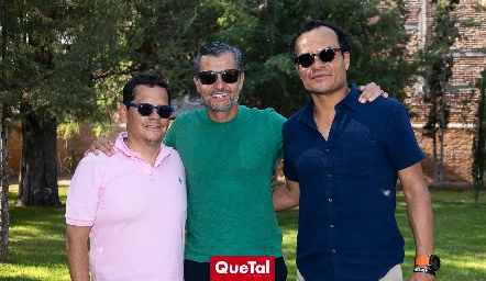  Checo Quibrera, Carlos de los Santos y Miguel Fernández.