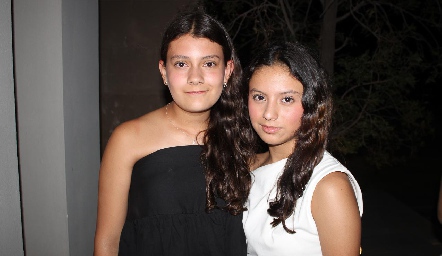  Alexia Soto y Renata.