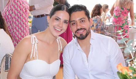  Ennith y Daniel Hernández.