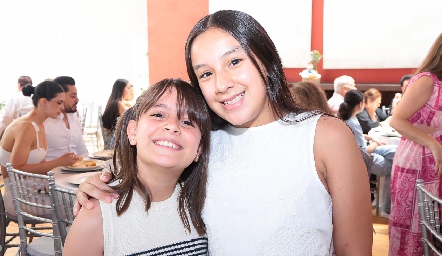  Isabella y Valentina.